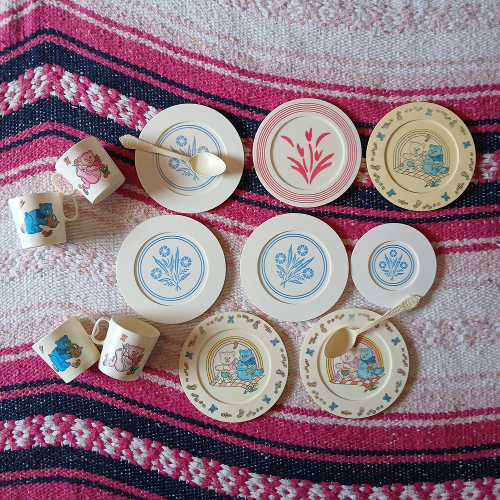 Vintage Childrens Chilton Floral/Teddy‎ Bear Party Tea Set 14 Piece AS IS